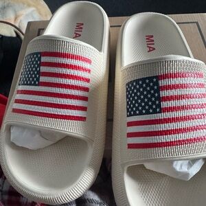 MIA Freedom Flag Ivory Sandals